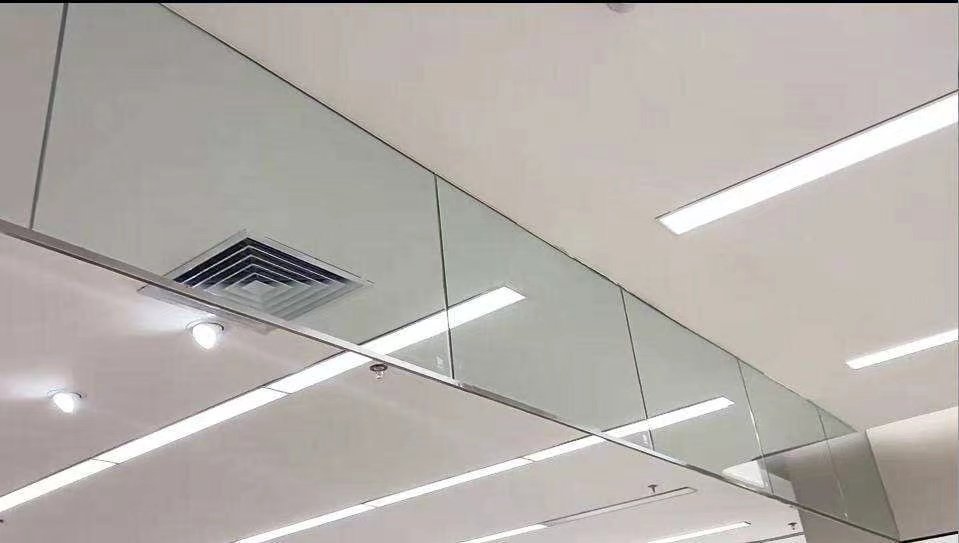 玻璃材質(zhì)擋煙垂壁 玻璃材質(zhì)擋煙垂壁